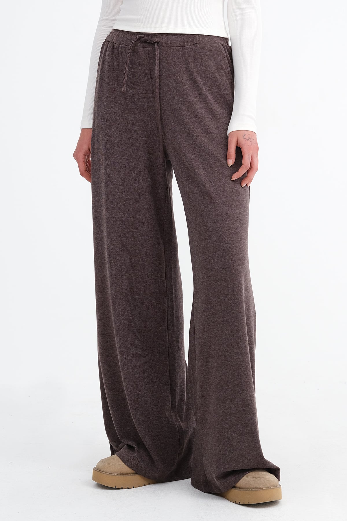 Brown_Elasticated-Waist-Wide-Leg-Trousers-addax