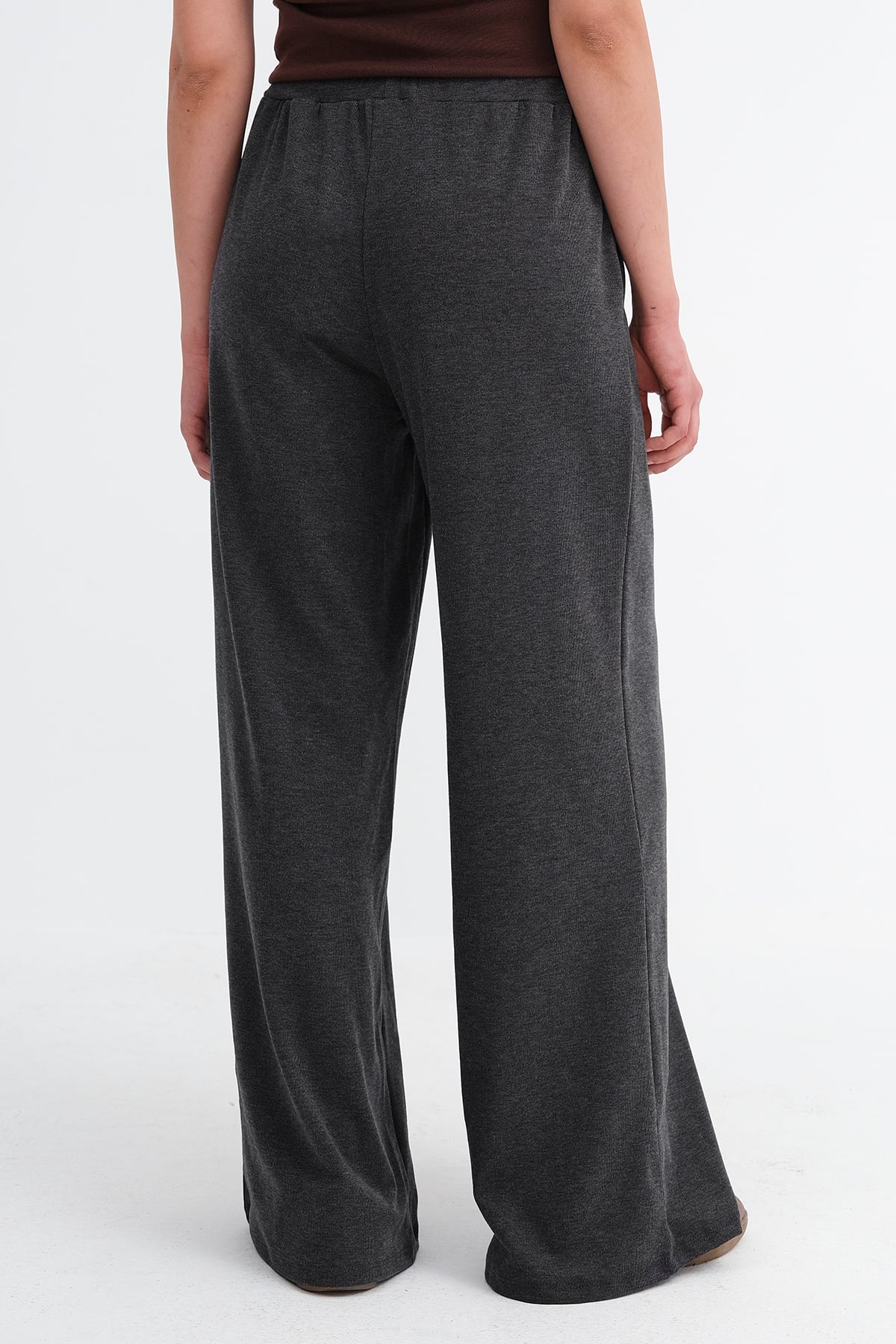 Charcoal_Elasticated-Waist-Wide-Leg-Trousers-addax