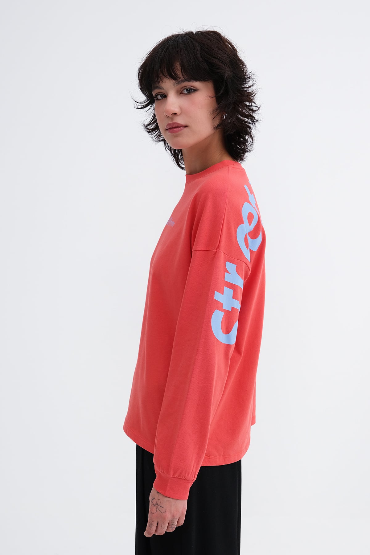 Red_Printed-Long-Sleeve-T-Shirt-addax