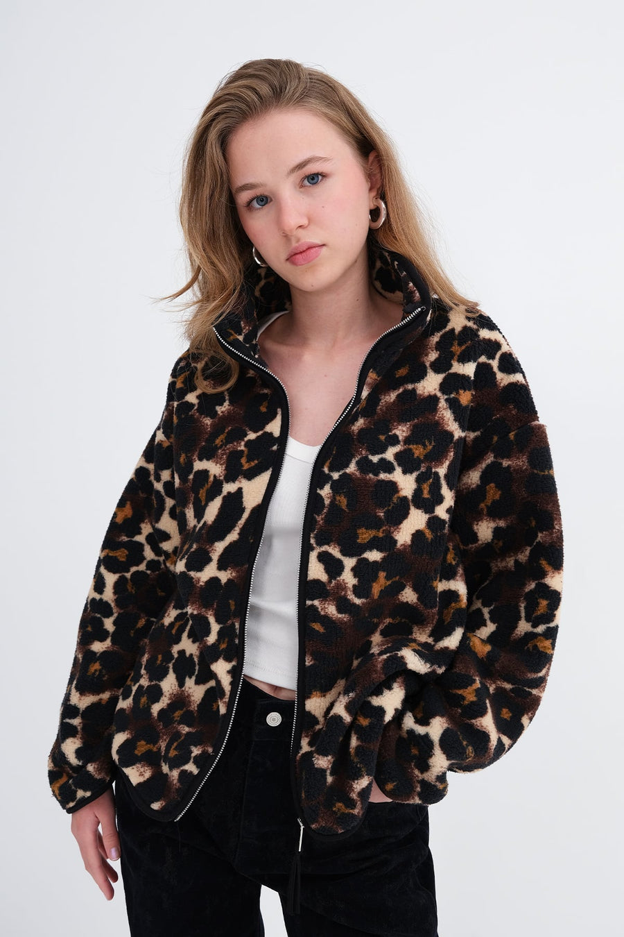 Leopard_Patterned-Fleece-Cardigan-addax