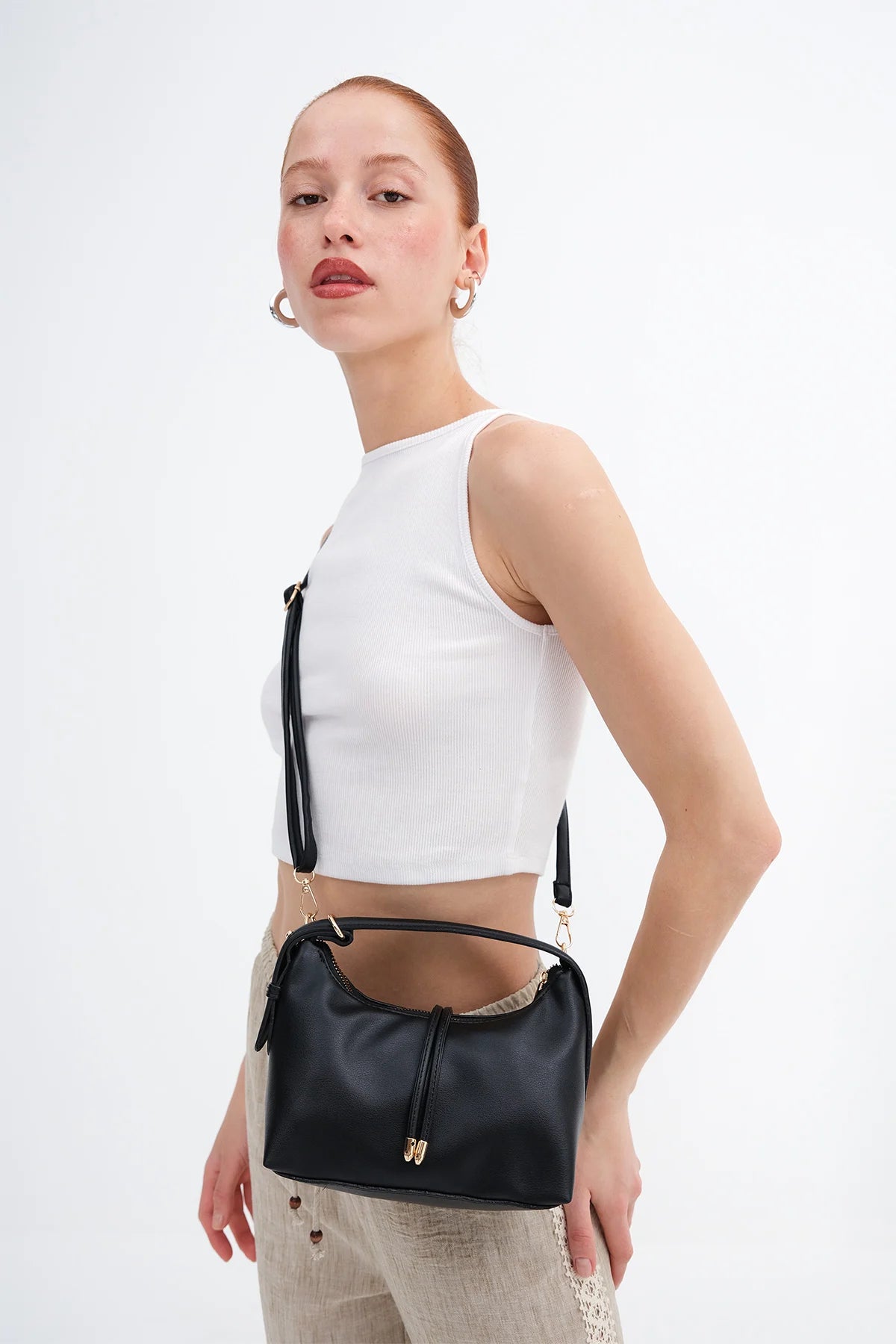 Black_Zippered-Hand-and-Shoulder-Bag-addax