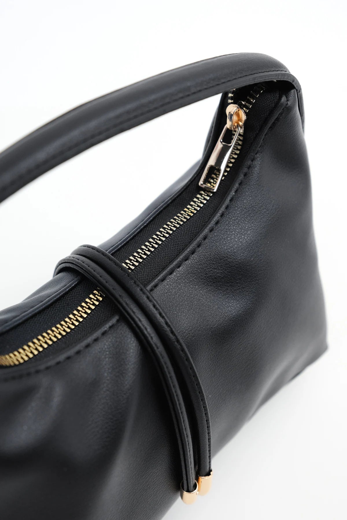 Black_Zippered-Hand-and-Shoulder-Bag-addax