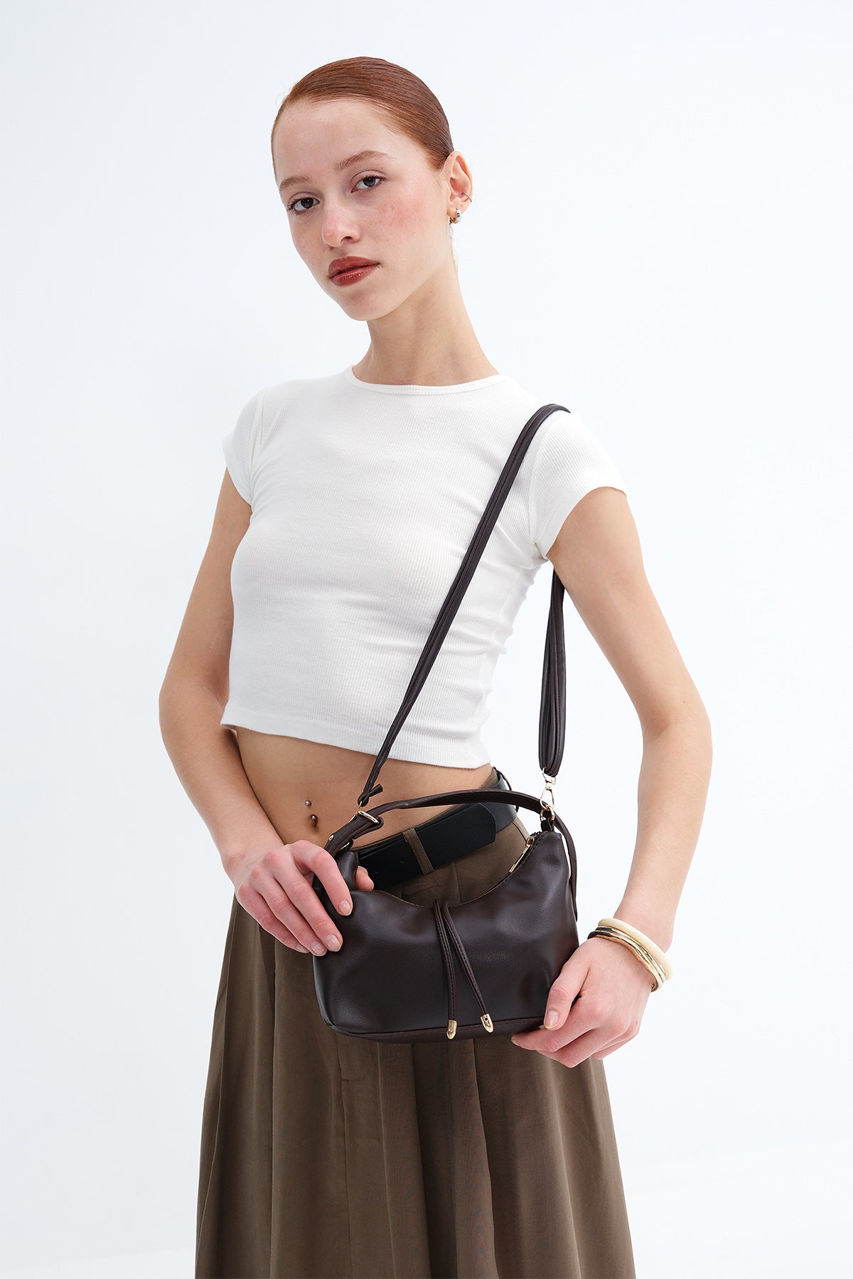 Brown_Zippered-Hand-and-Shoulder-Bag-addax