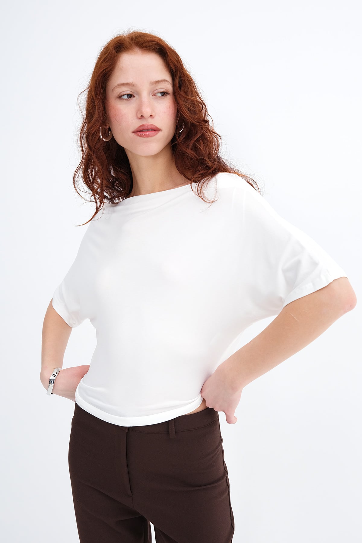 White_Boat-Neck-T-shirt-addax