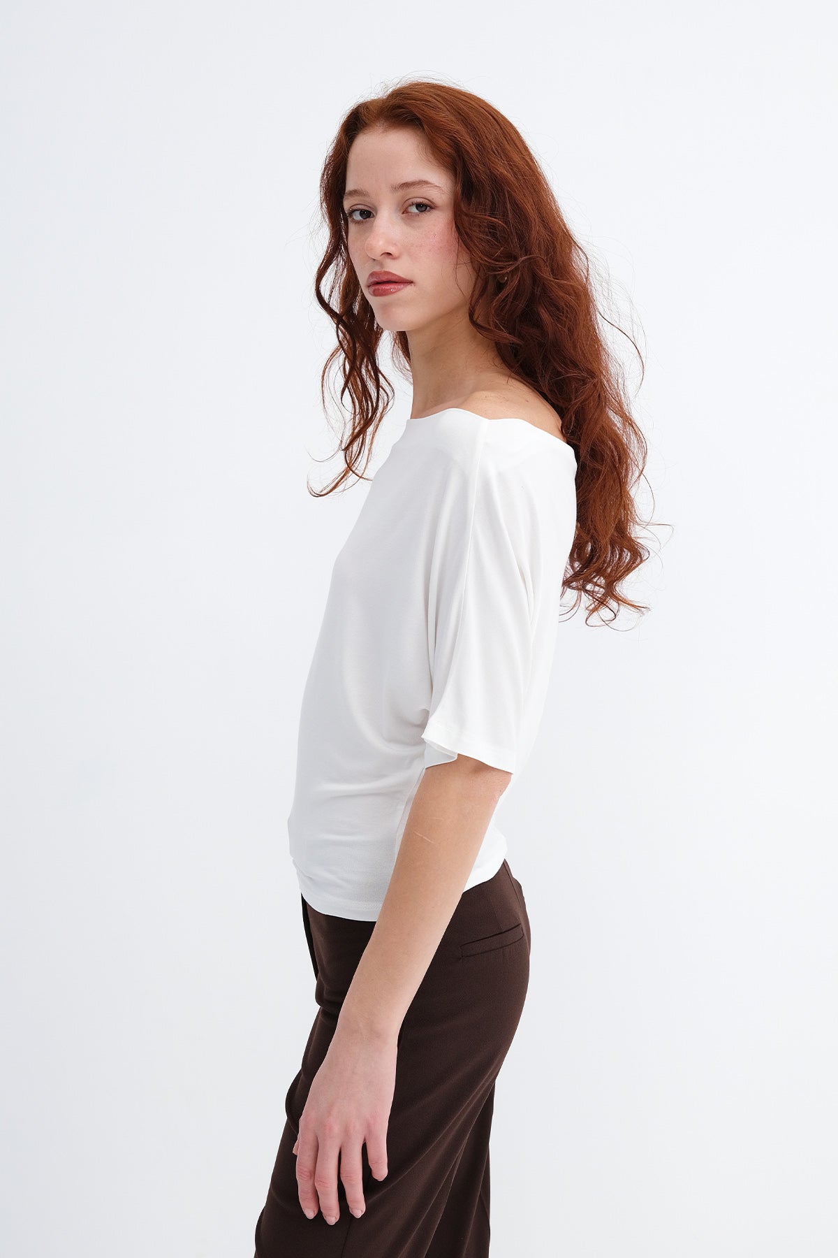 White_Boat-Neck-T-shirt-addax