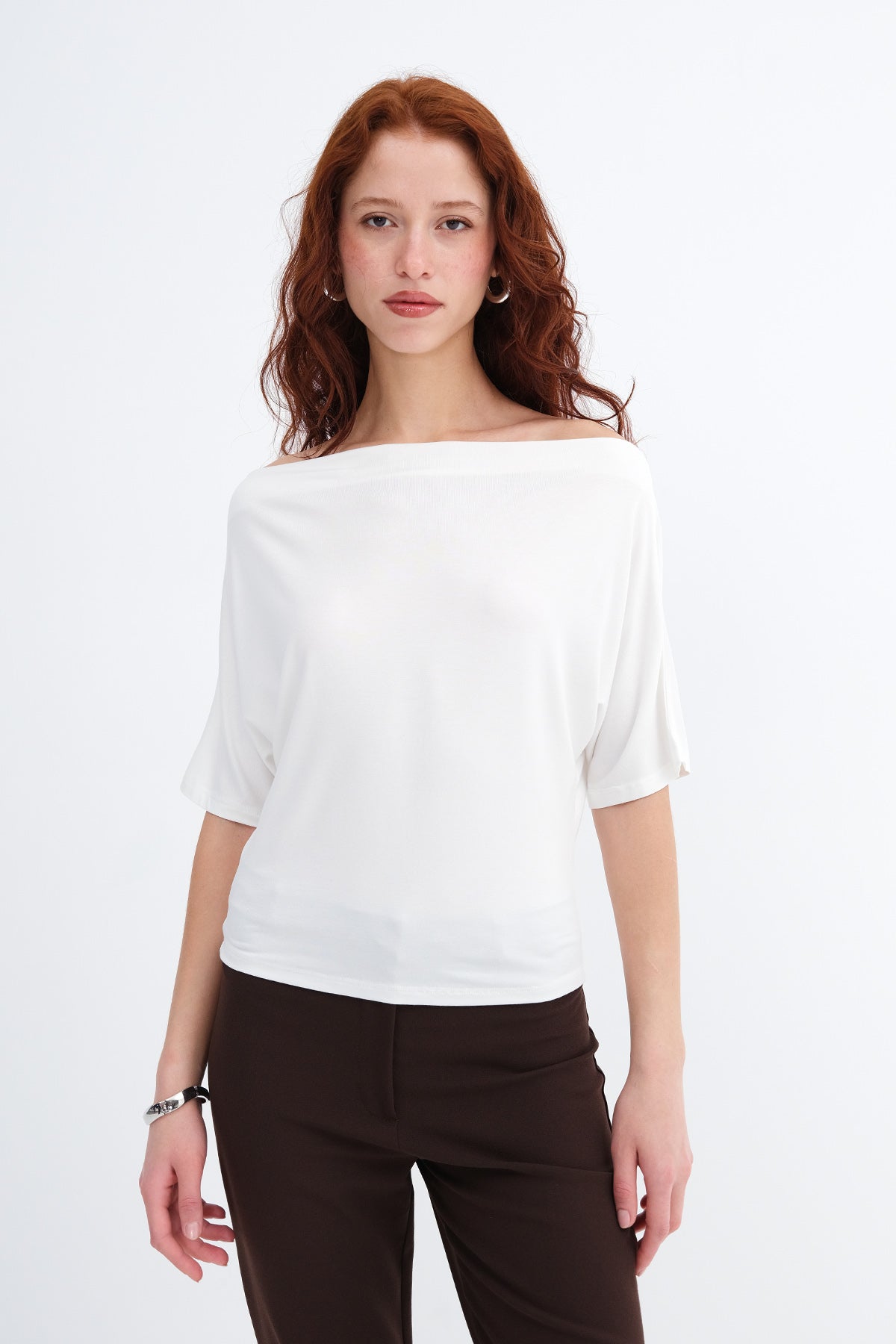 White_Boat-Neck-T-shirt-addax