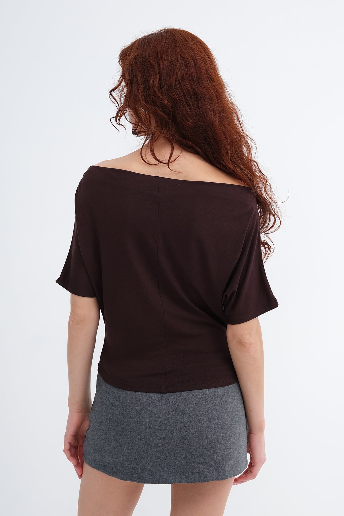 Brown_Boat-Neck-T-shirt-addax