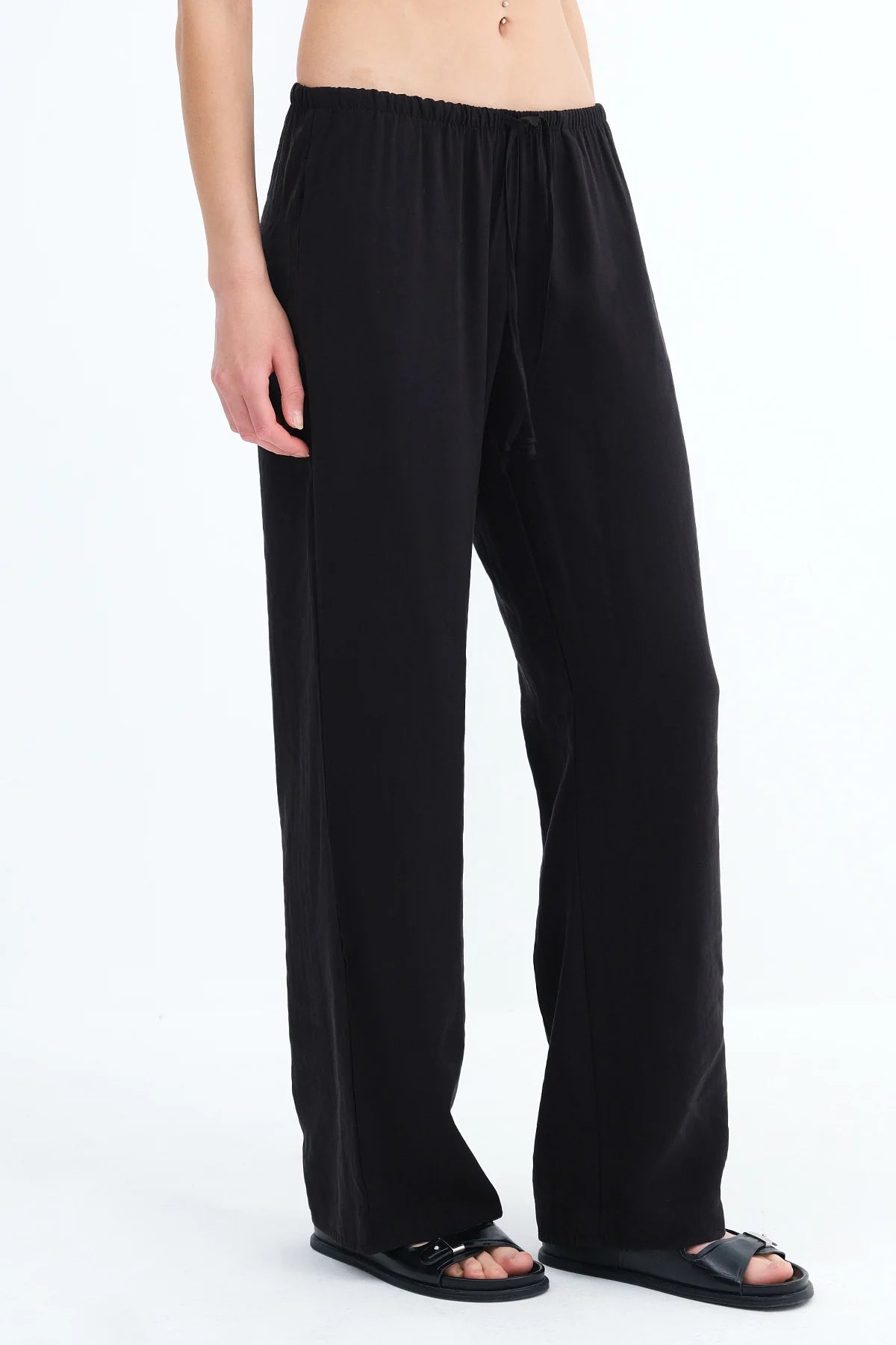 Black_Elastic-Waist-Modal-Pants-addax