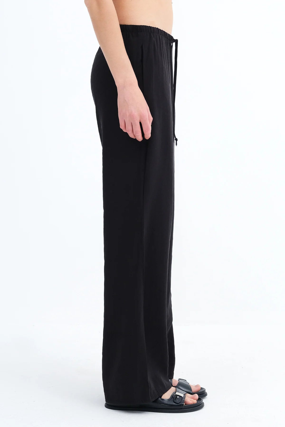 Black_Elastic-Waist-Modal-Pants-addax