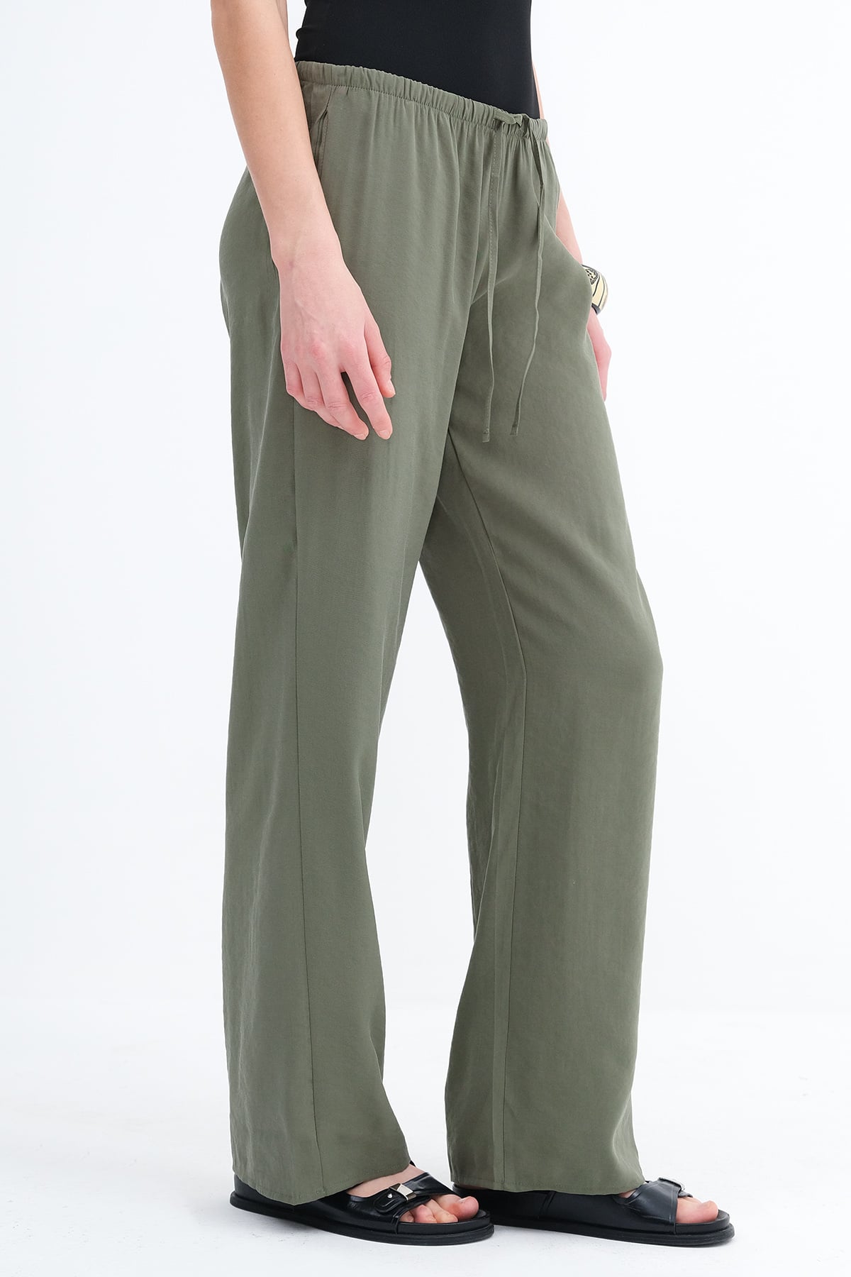 Khaki_Elastic-Waist-Modal-Pants-addax