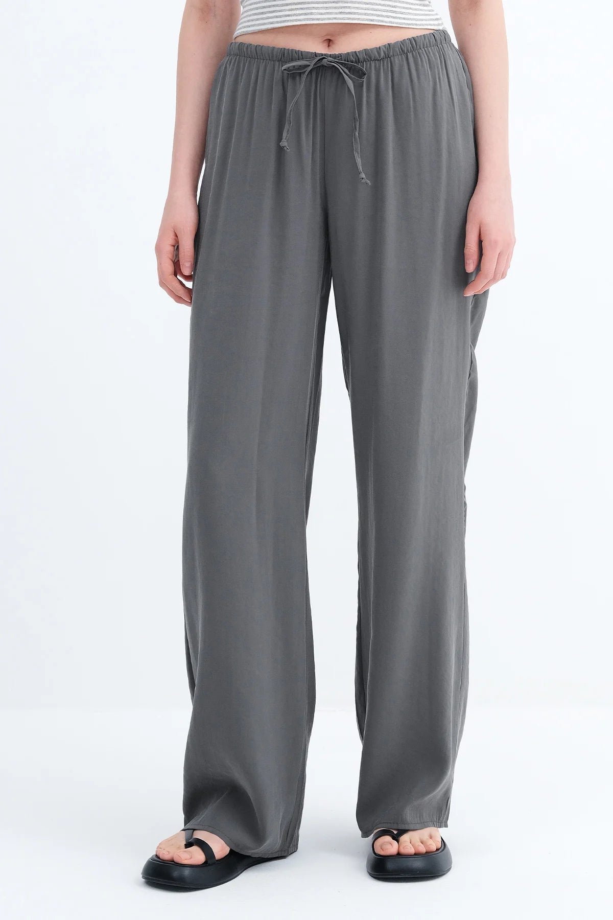 Charcoal_Elastic-Waist-Modal-Pants-addax