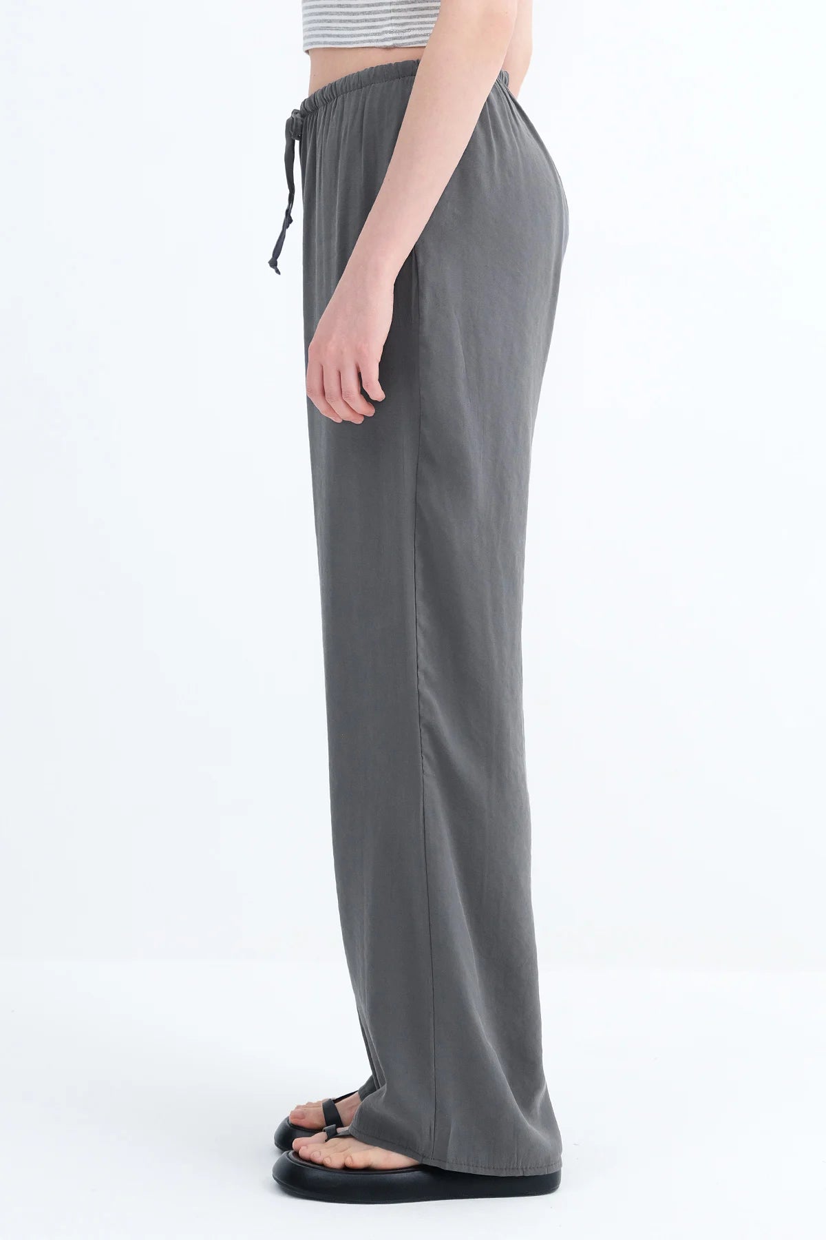 Charcoal_Elastic-Waist-Modal-Pants-addax