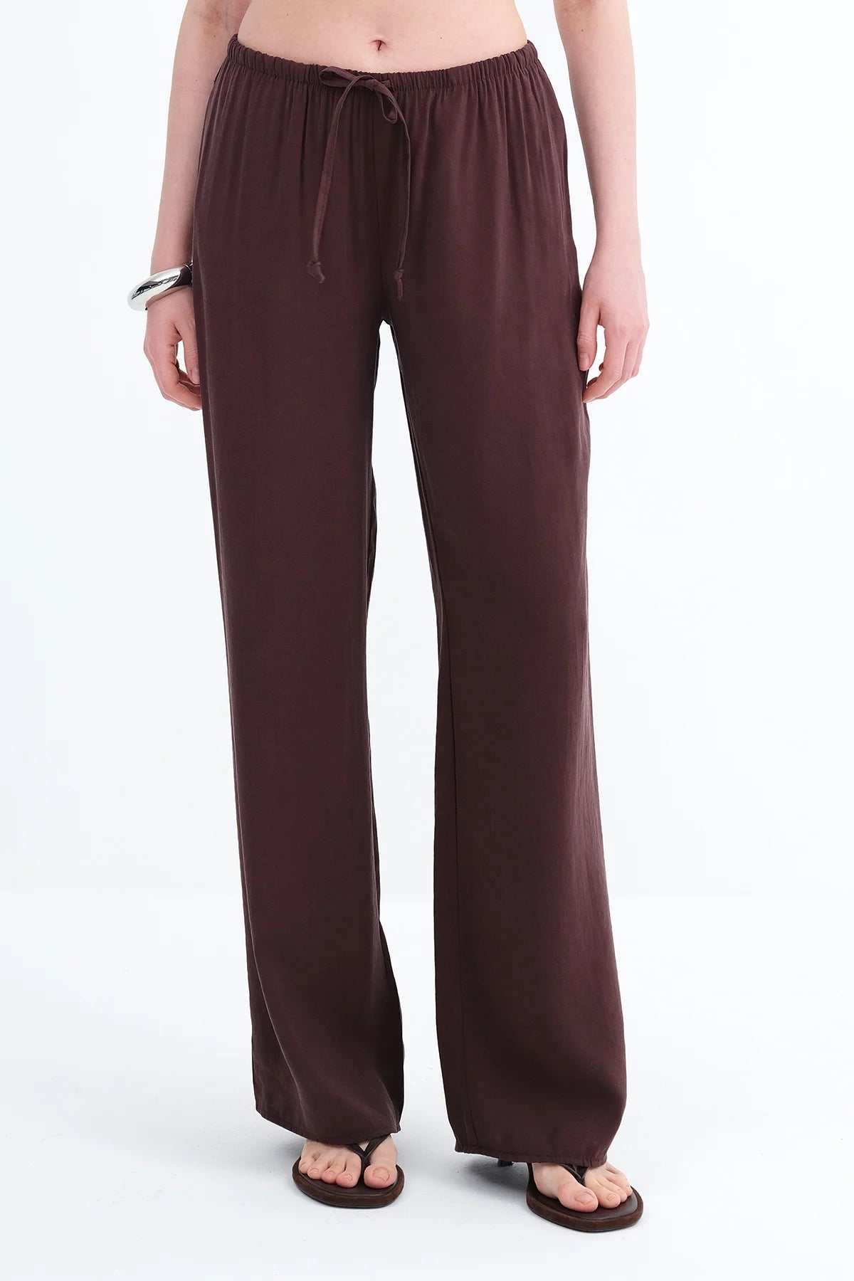 Bitter-Coffee_Elastic-Waist-Modal-Pants-addax