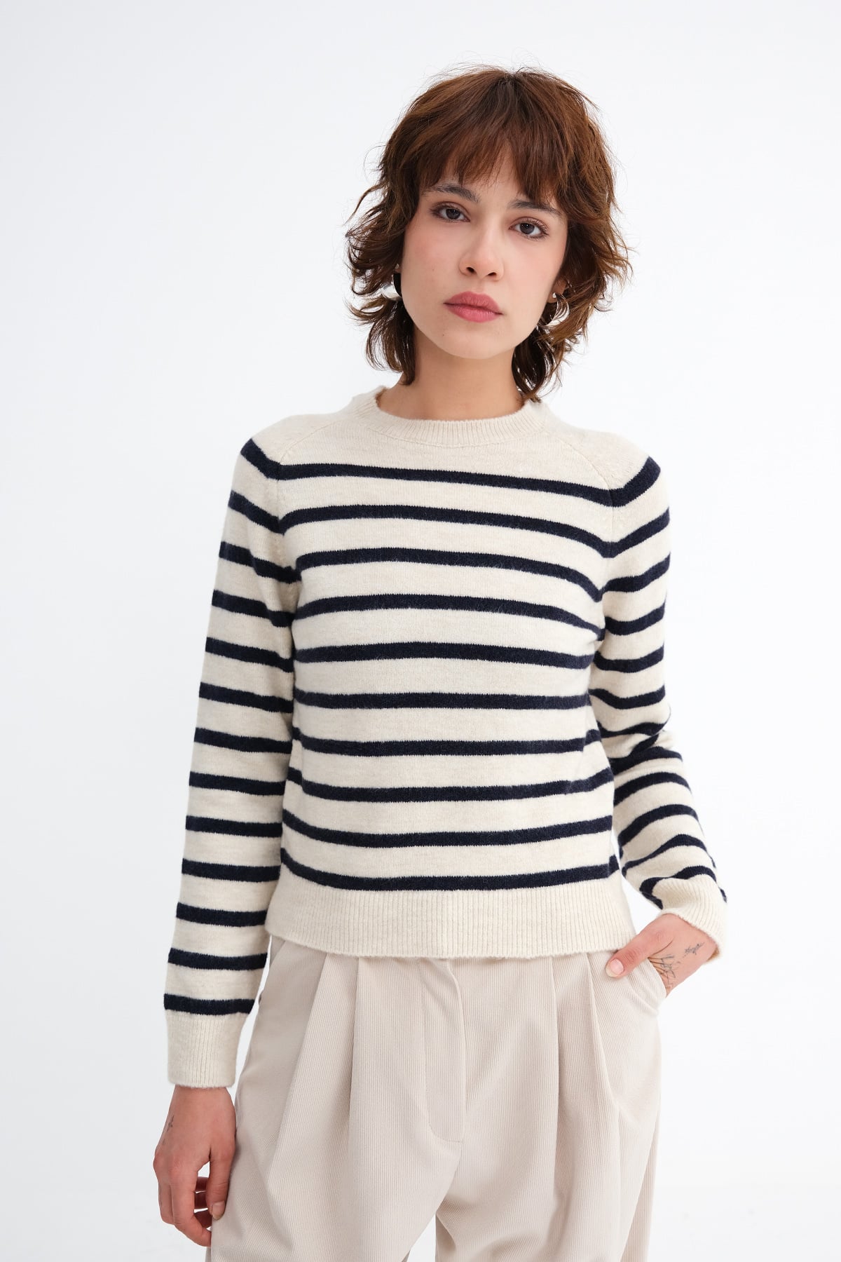 Beige---Night-Blue_Striped-Knit-Sweater-addax
