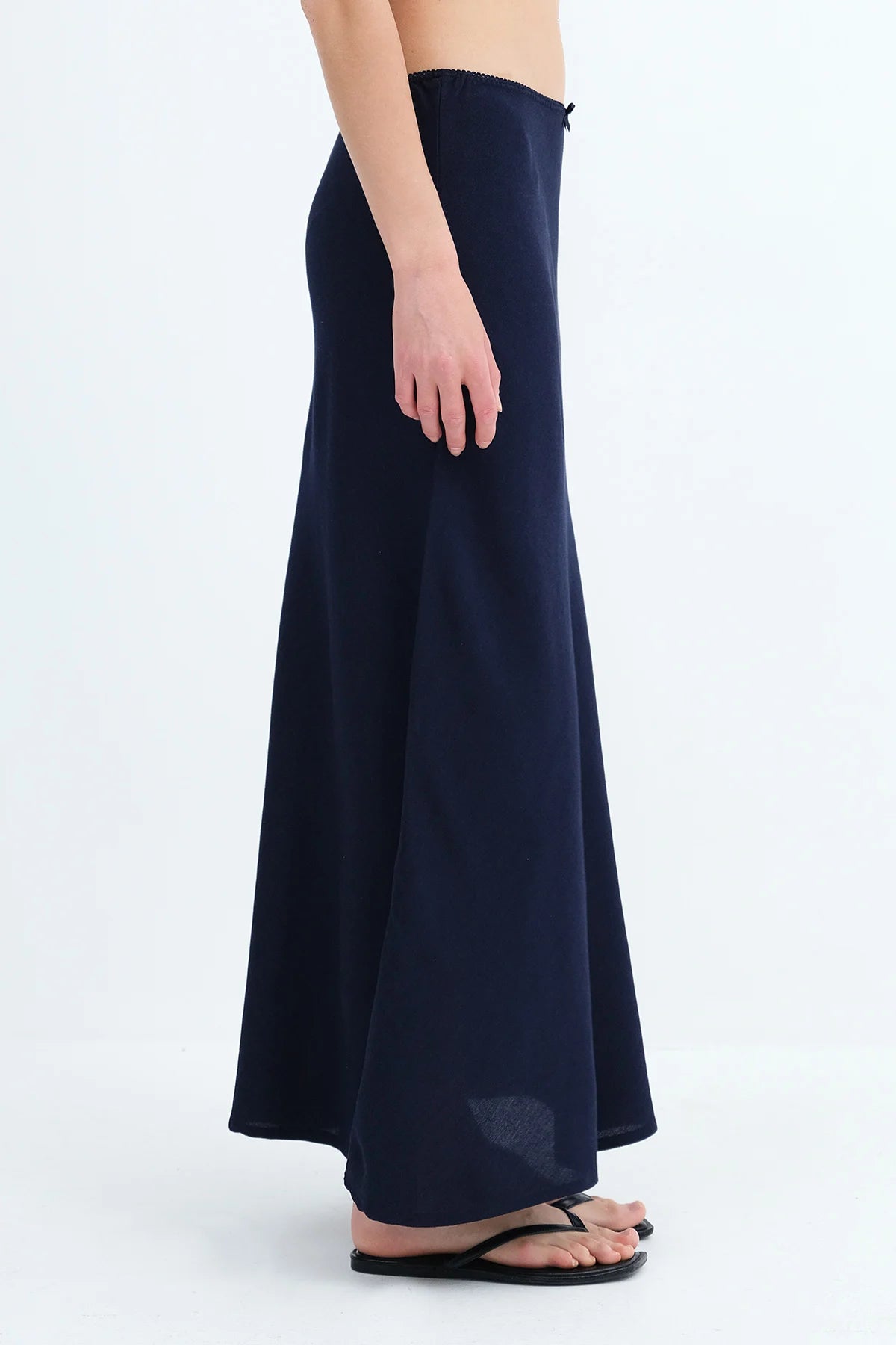 Dark-Night-Blue_Linen-Blend-Long-Skirt-addax