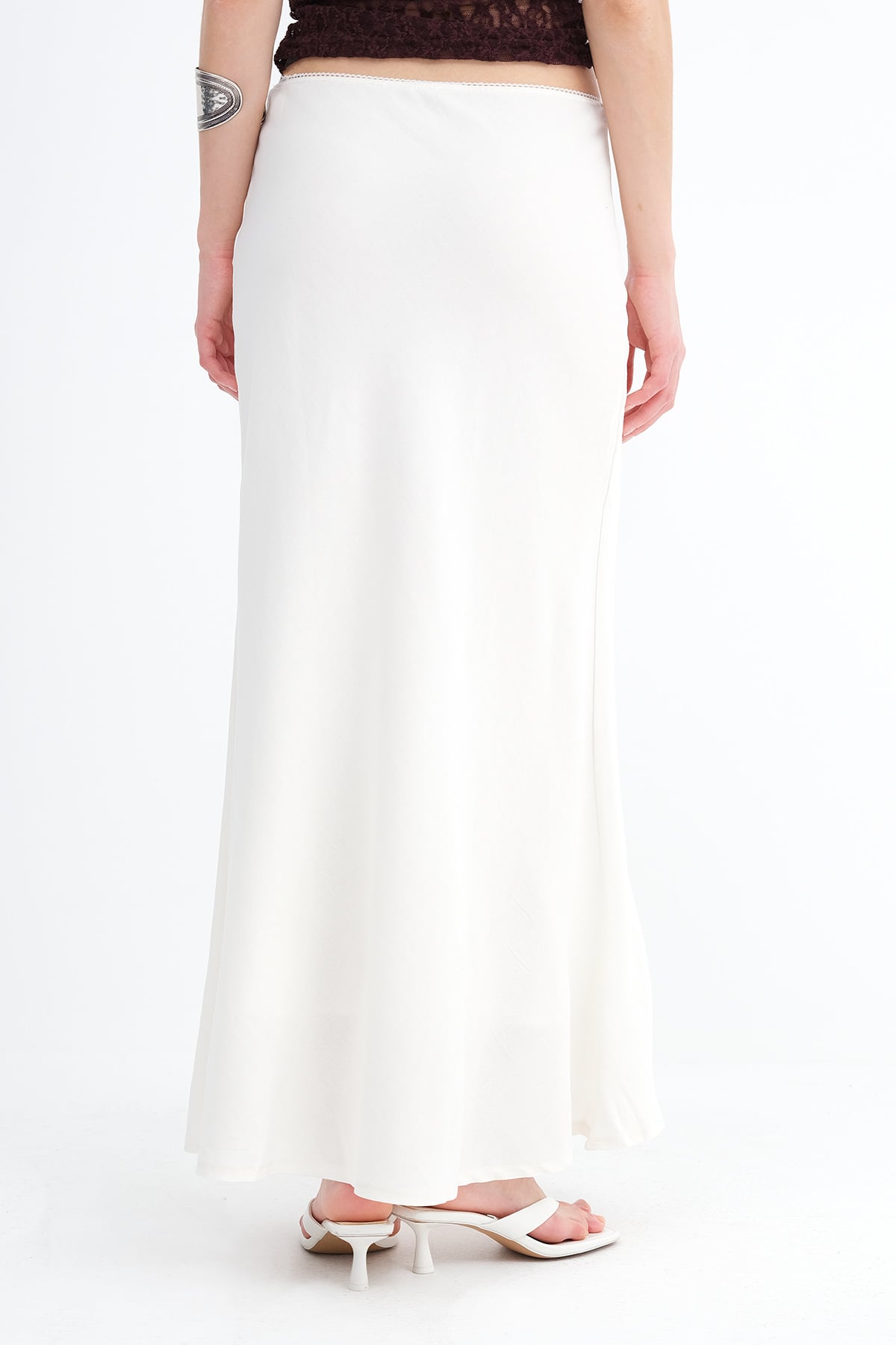 Ecru_Linen-Blend-Long-Skirt-addax