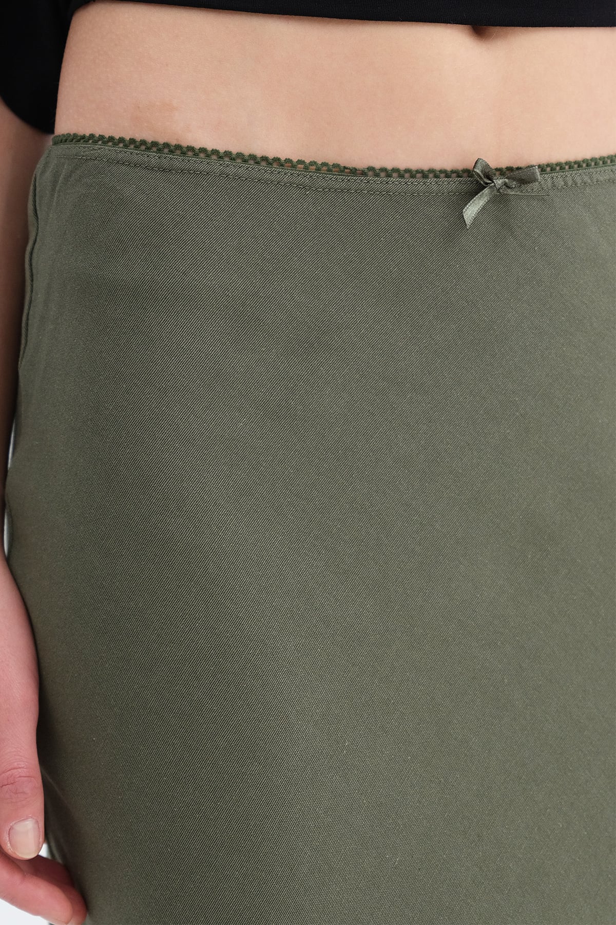 Oil-Green_Linen-Blend-Long-Skirt-addax