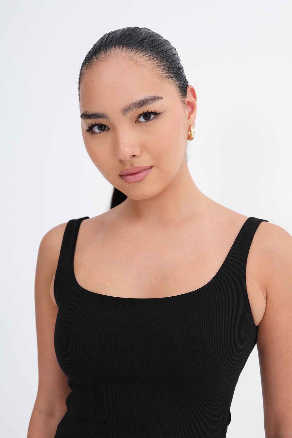 Black_Ribbed-Tank-Top-addax
