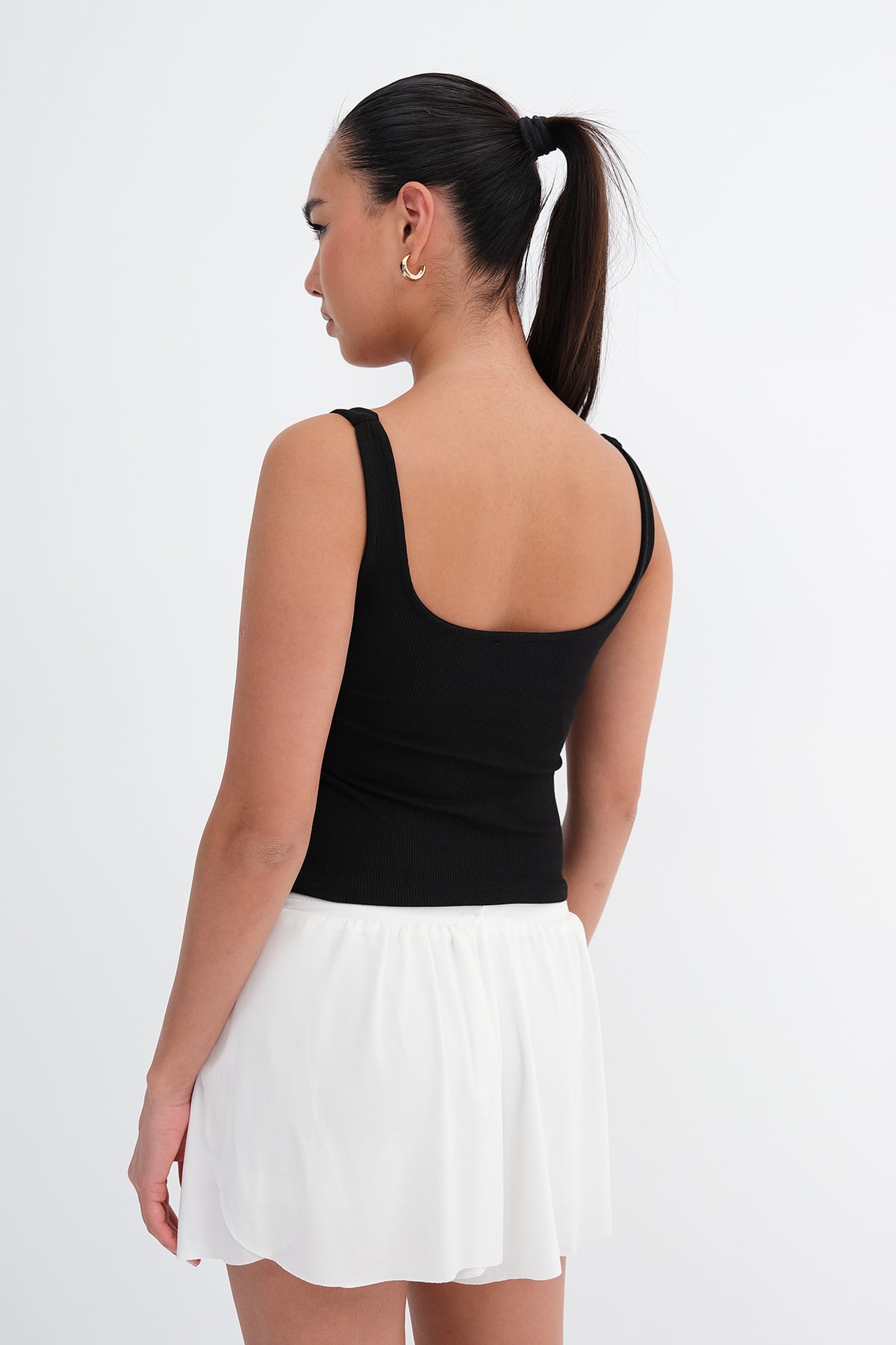 Black_Ribbed-Tank-Top-addax
