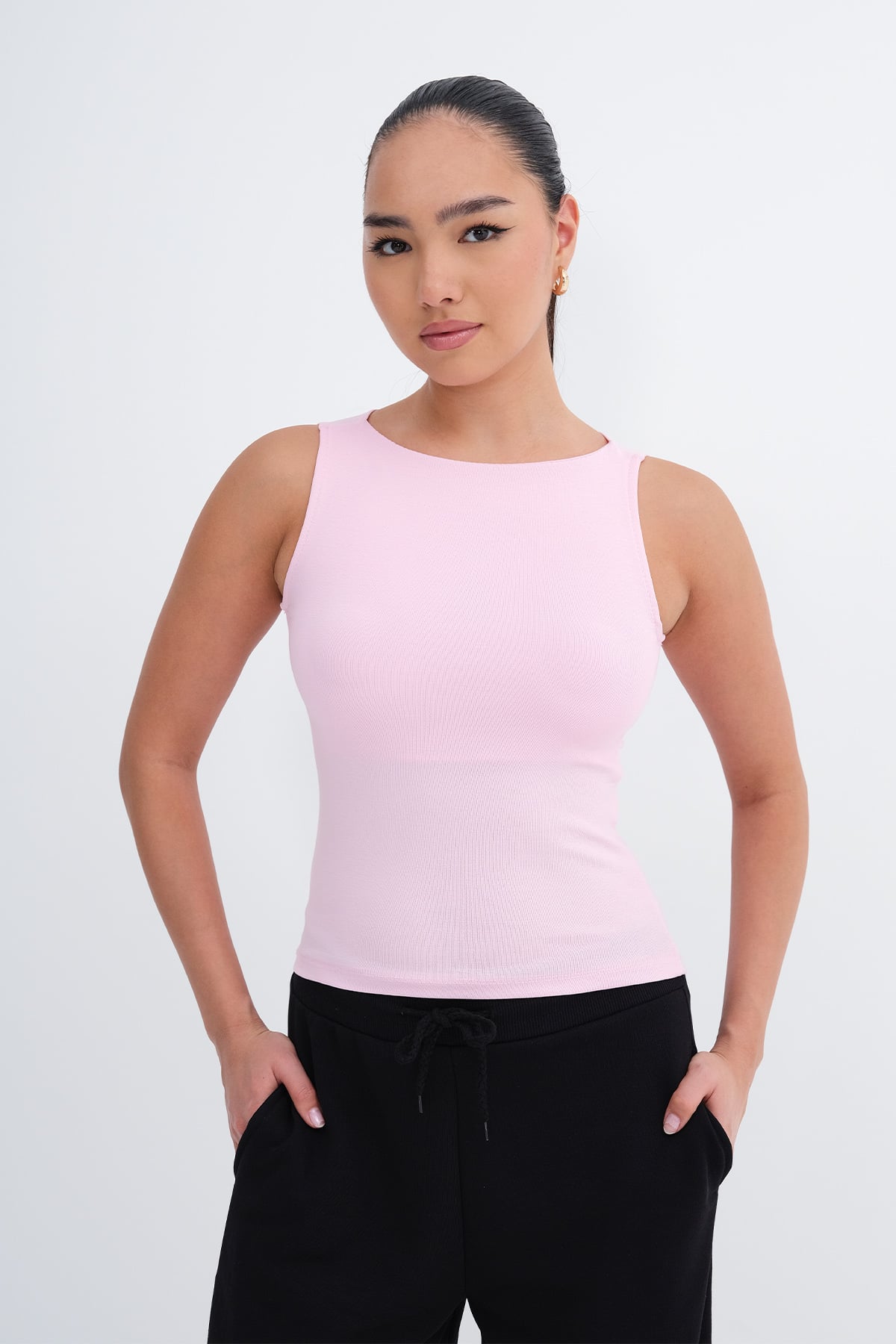 Pink_Crew-Neck-Tank-Top-addax