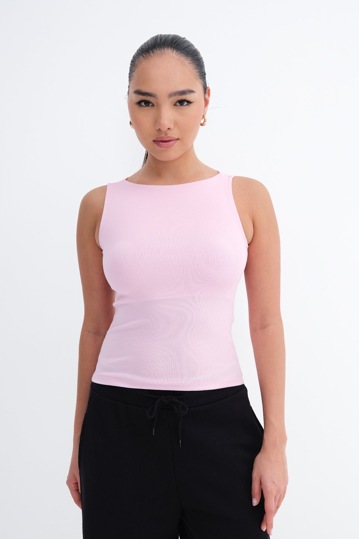 Pink_Crew-Neck-Tank-Top-addax