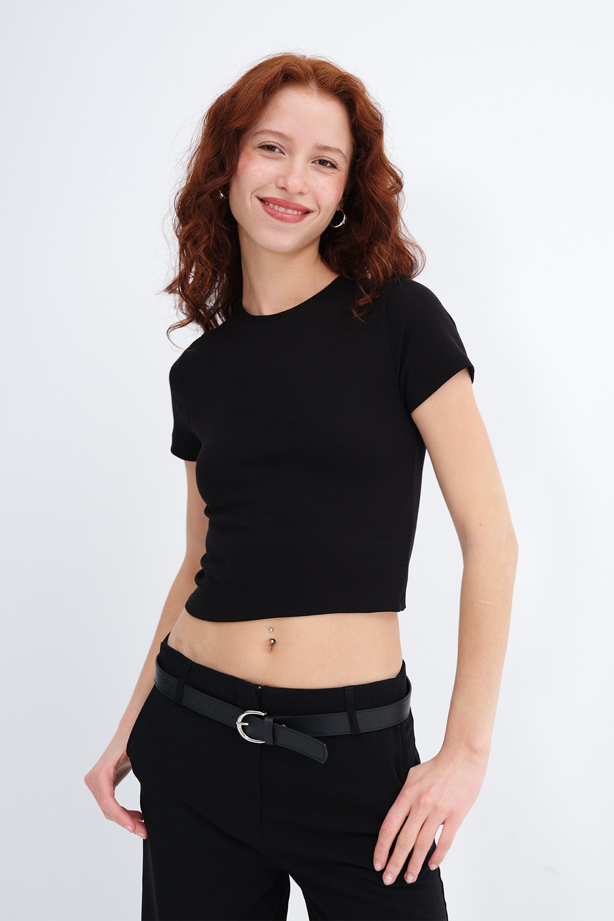Black_Crew-Neck-Basic-T-shirt-addax