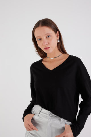 V Neck Blouse With Long Sleeve B15437